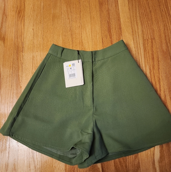 Love Bonito Laylia Tailored A-line Shorts XS - Picture 5 of 8